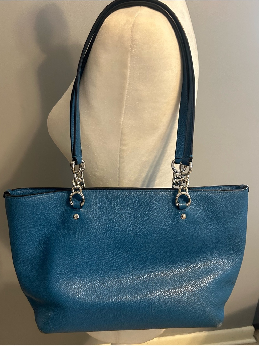 Coach Shoulder Bag - Picture 2 of 9